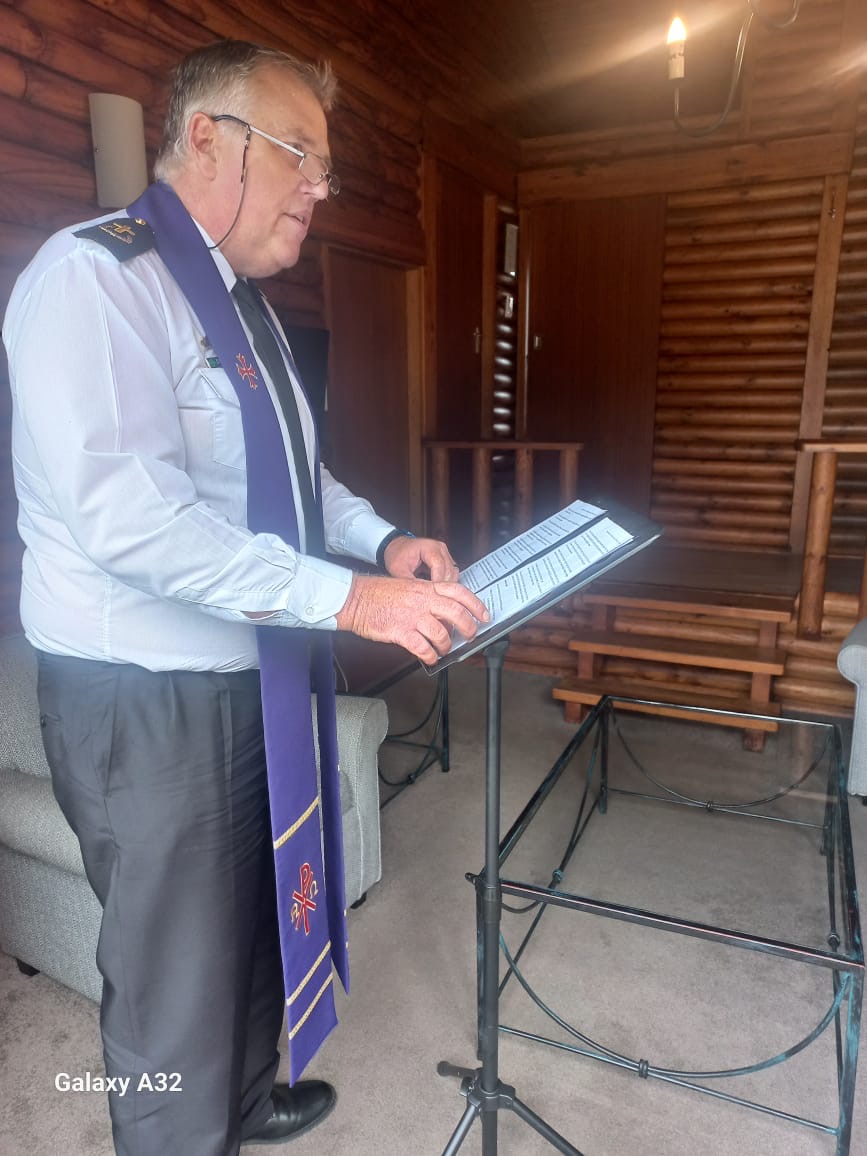 Wedding ceremony by Dr. Gerrit Rademeyer in Jan Kempdorp