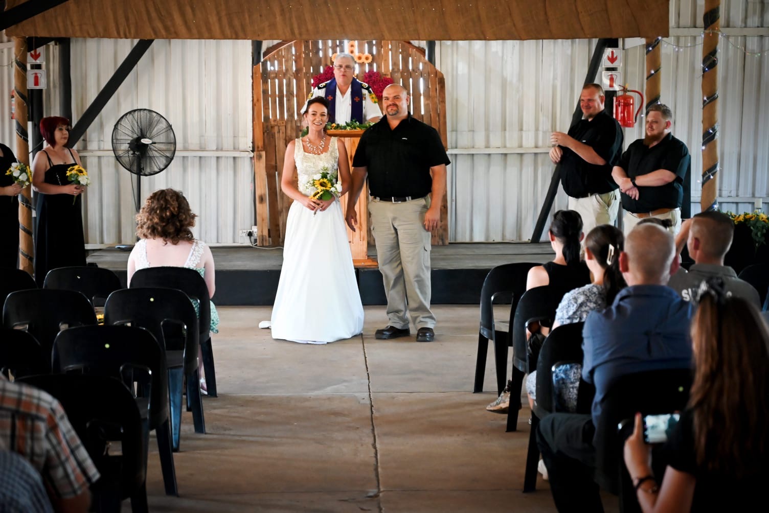 Wedding ceremony by Dr. Gerrit Rademeyer in Jan Kempdorp